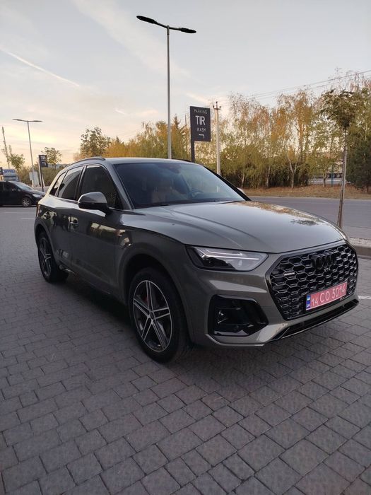 600км. Q5 FY hybrid, s-line, quatro,