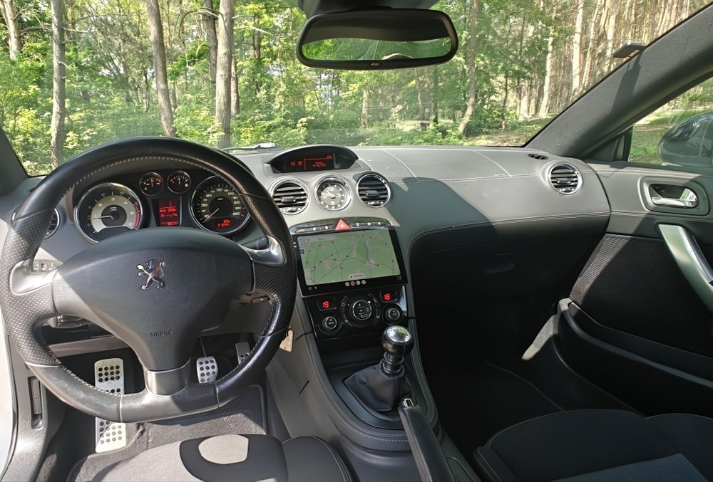 Peugeot RCZ 2.0 HDI 2011r
