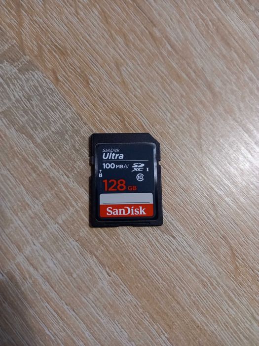 Карта пам'яті SanDisk SDXC 128 ГБ UHS-I (SDSDUNR-128G-GN3IN)