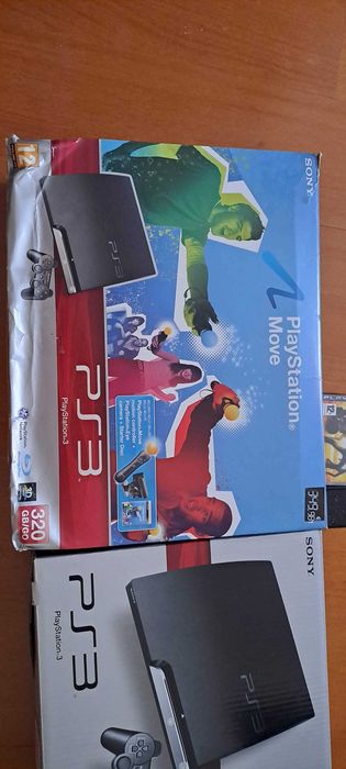 PS3 com jogos, comandos e câmara