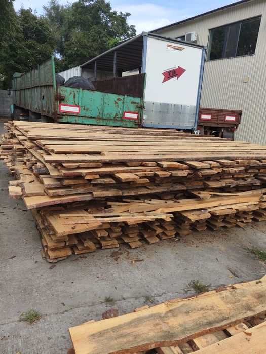 Продам деловую доску.