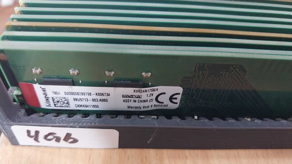 Оперативная память для ПК DDR4 8Gb 4Gb