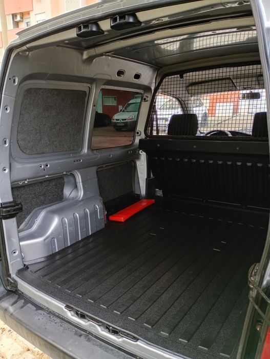 148000km.   Reservado