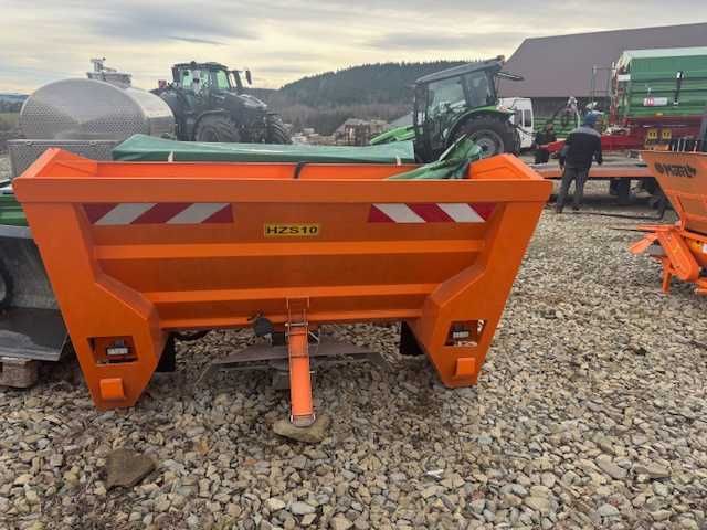 Posypywarka samozaładowcza HZS-10 Pronar