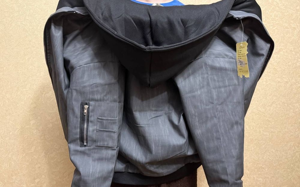 Ветровка чёрная/бомбер