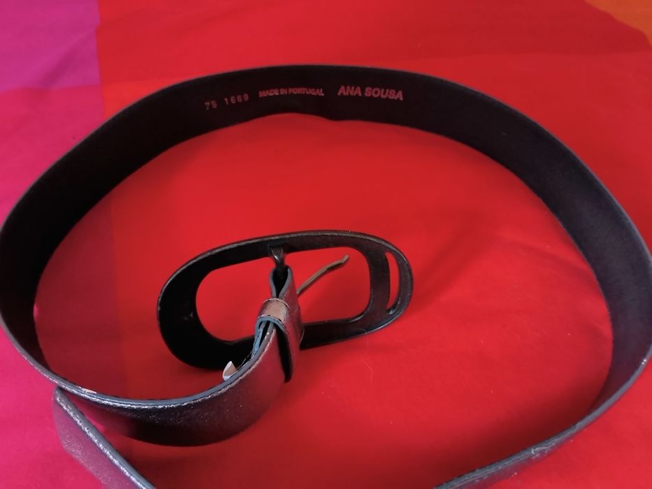 Cinto ANA SOUSA Prata – Sofisticação e Qualidade!