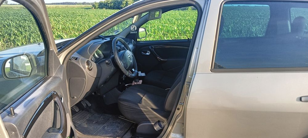 Dacia Duster 2012 , 1,6 benzyna