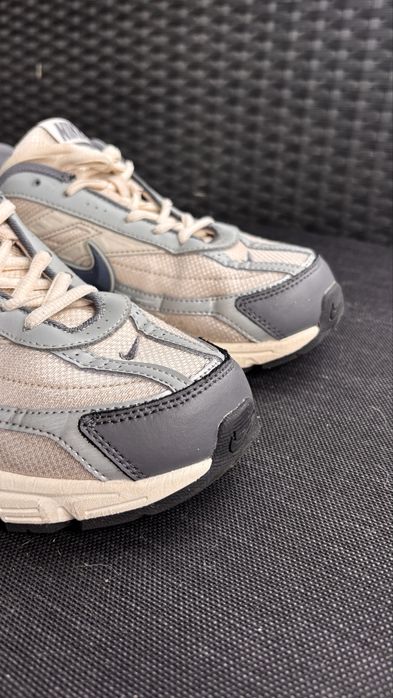 Nike initiator 40p
