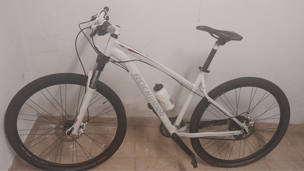 Bicicleta toda 29 aceito troca por uma trotinete .