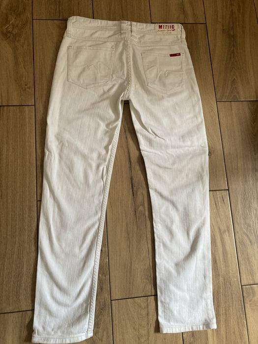 Biale spodnie Mustang