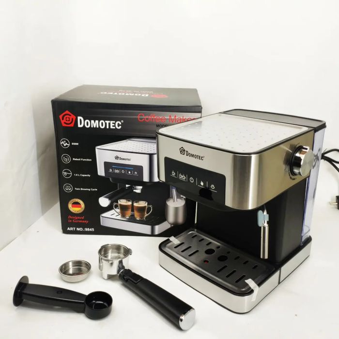 Кавоварка Domotec MS-136: 850 Вт, 15 бар, сенсорна панель, регулювання пари, попереднє підігрівання чашок кофе машина