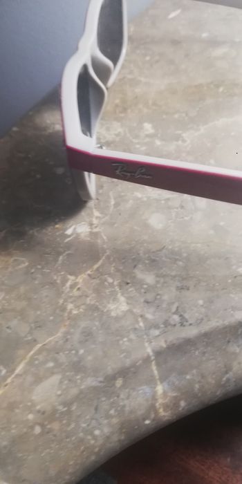 Oculos de sol Ry Ban de criança rosa