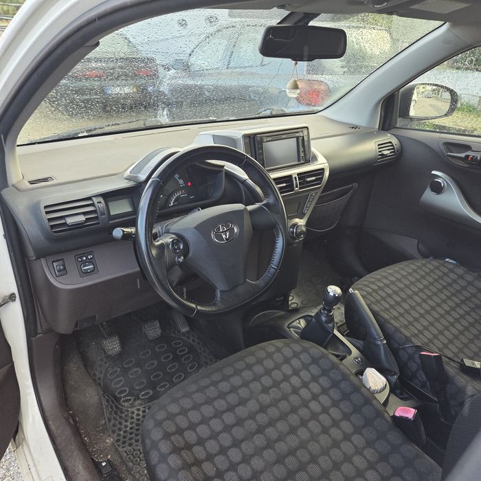 Toyota IQ 1.0 VVTi