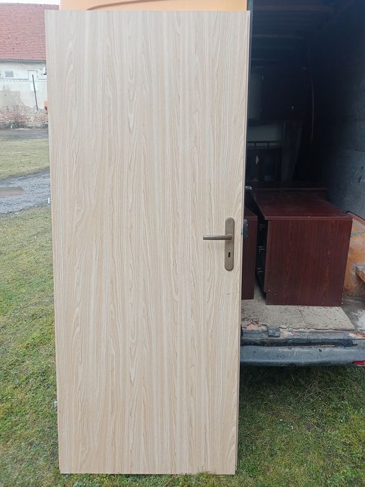 Drzwi pokojowe bardzo ładne