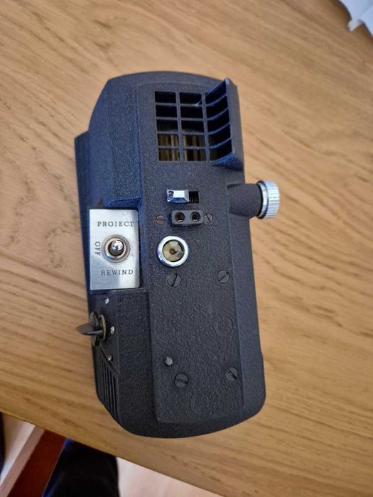 Wittnauer Cine-Twin WD 400 – Câmara/Projetor 8mm Vintage