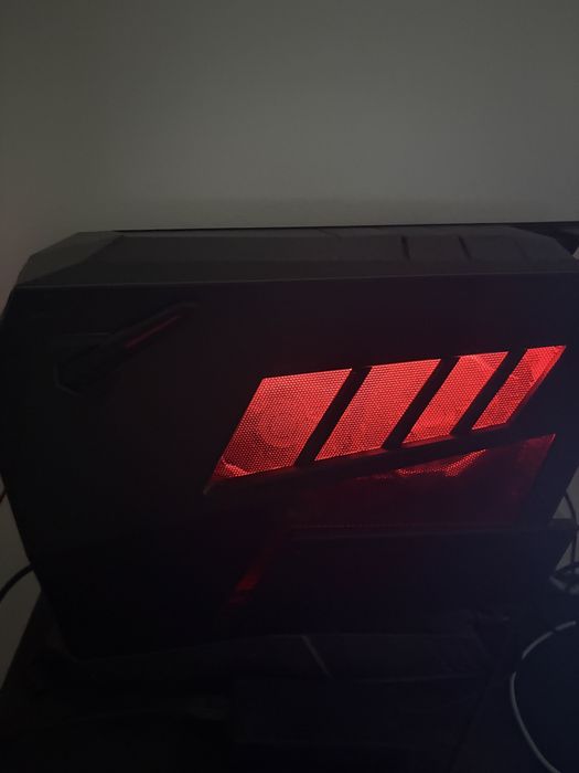 Komputer msi aegis 3