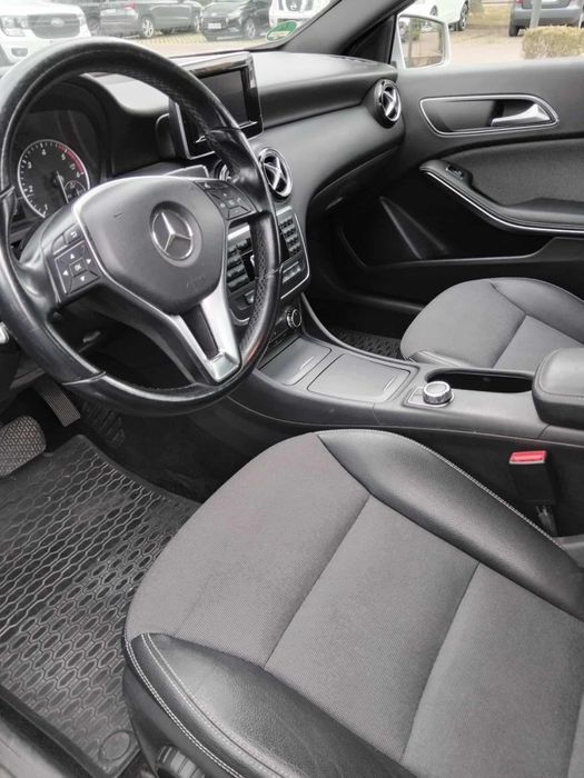 Vendo Mercedes A180 1.8 CDi 9200