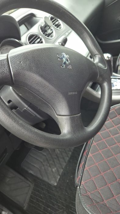 Продам:Пежо 308,2008р