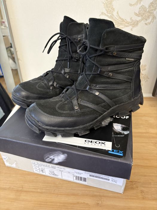 Geox ботинки 41-42,Clarks 41 нові,туфлі Caprice Climotion 41р,широкі