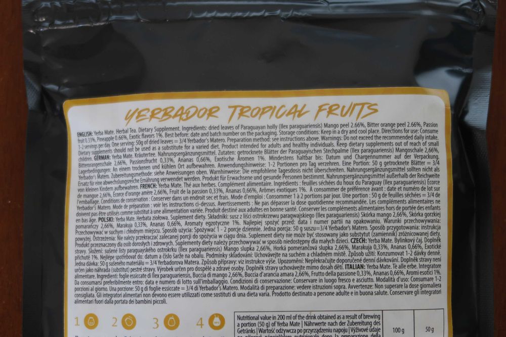 Suplement diety Yerbador Yerba Mate owoce tropikalne 300g