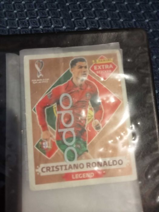 Neymar legend dourado + ronaldo legend Almeirim • OLX Portugal