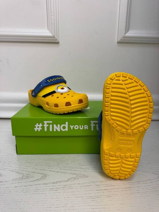 Crocs Kids Fan Lab Classic I AM Frozen/ Minions