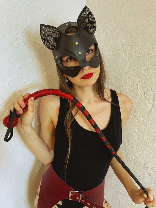 Кошка маска кожа Женщина-кошка С черно-золотым кружевным принтом.