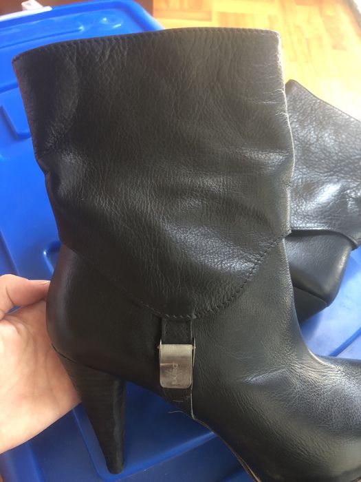 Botas em pele pretas Donni NOVAS