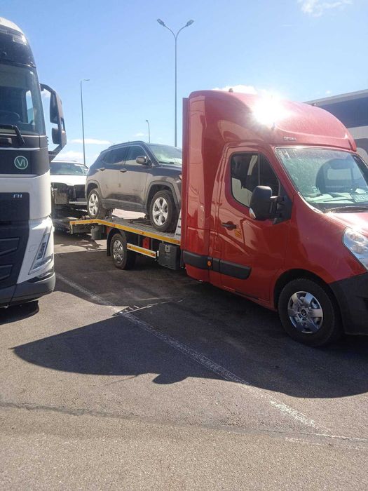 Послуги Евакуатор 24/7