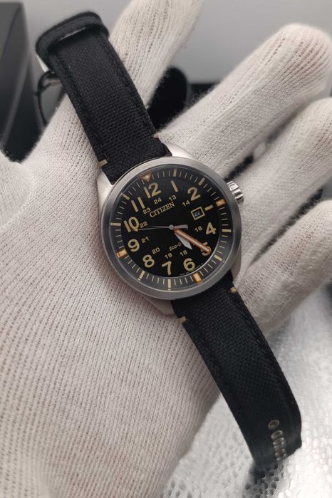 Zegarek męski Citizen Eco-Drive Military pilot, nowy, AW5000-24E