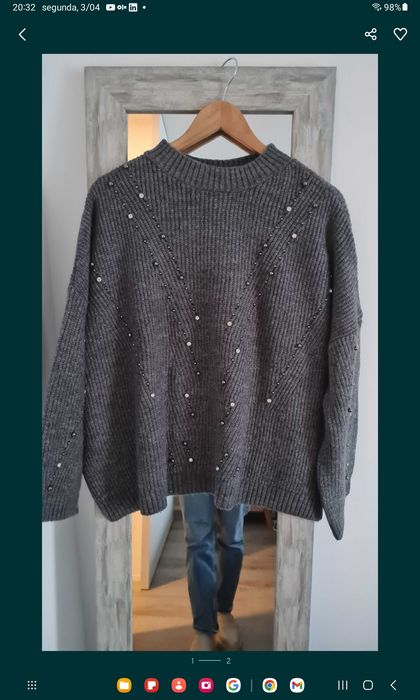 Camisola de Senhora Stradivarius.
Com pedras e pérolas. Oversize. Cor