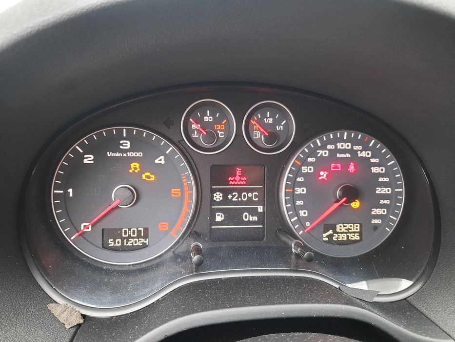 Audi A3 8P Lift 2012r. 1.6 TDI Licznik EUROPA 932N