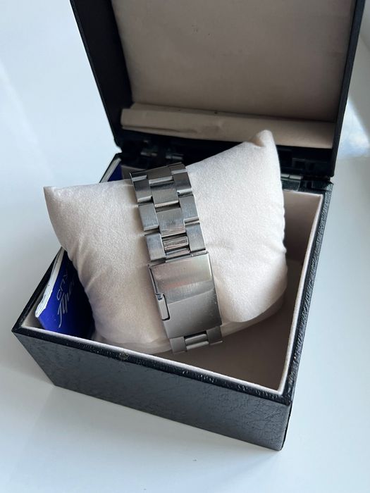 Електронно-механічний годинник «Спутник Престиж» модель HM-1E254