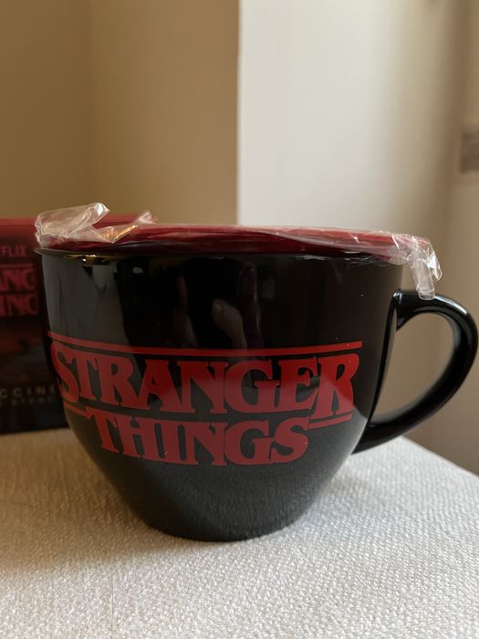 Caneca Stranger Things - NOVA447038070709309441