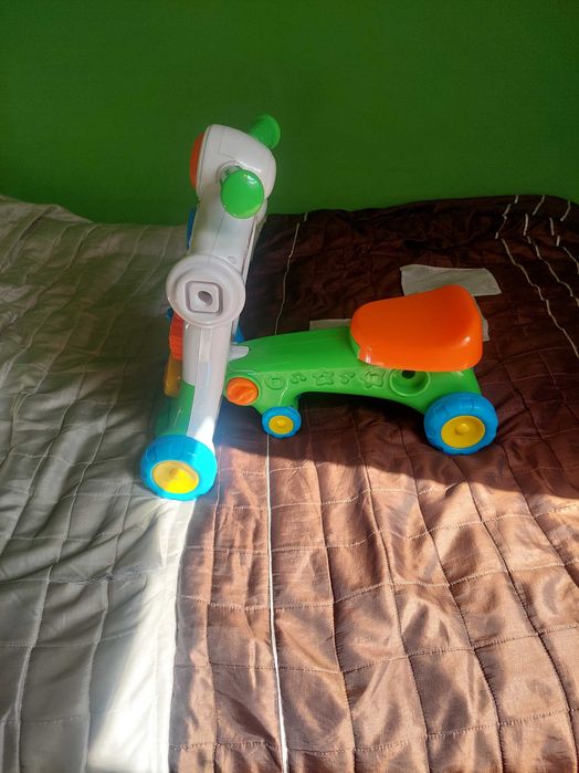 Muzyczny chodzik ,zabawka interaktyna