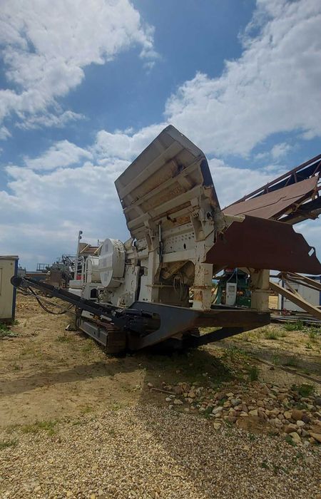 Самохідна щекова дробарка Metso LT 116