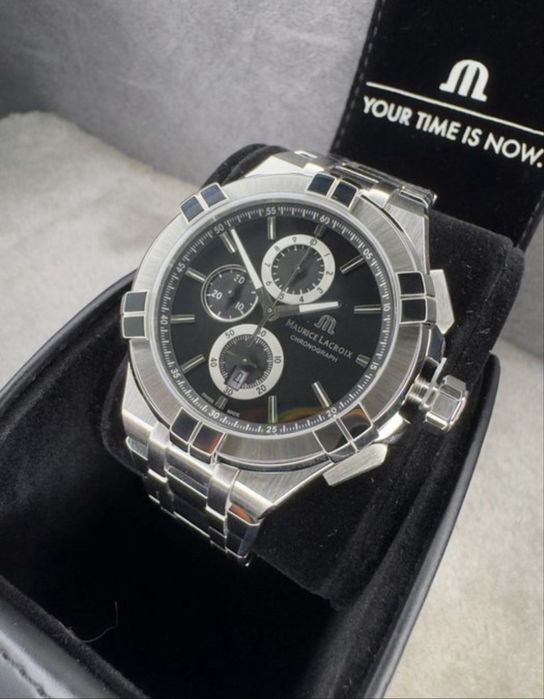 Relógio Maurice Lacroix Aikon Chronograph AI1018-SS002-330-1