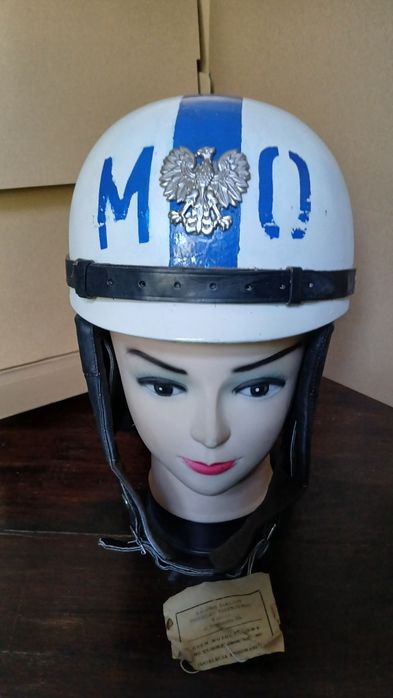 Kask MO, orzeszek milicja PRL