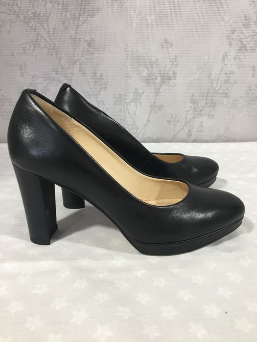 Туфлі clarks 37 розмір