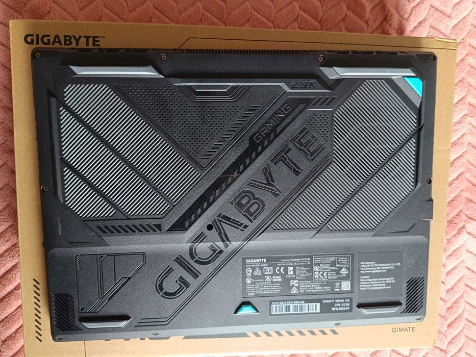 Laptop Gigabyte Gaming A16 RTX 5050