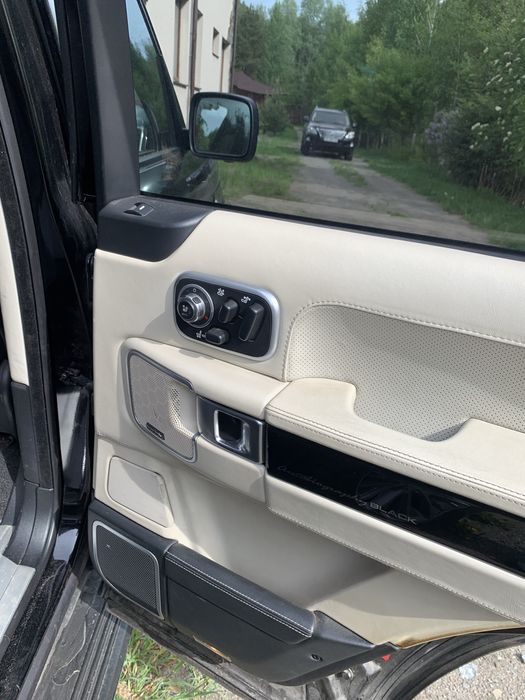 Range Rover Autobiography Black