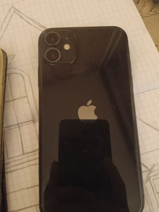 Sprzedam iPhone 11 używany