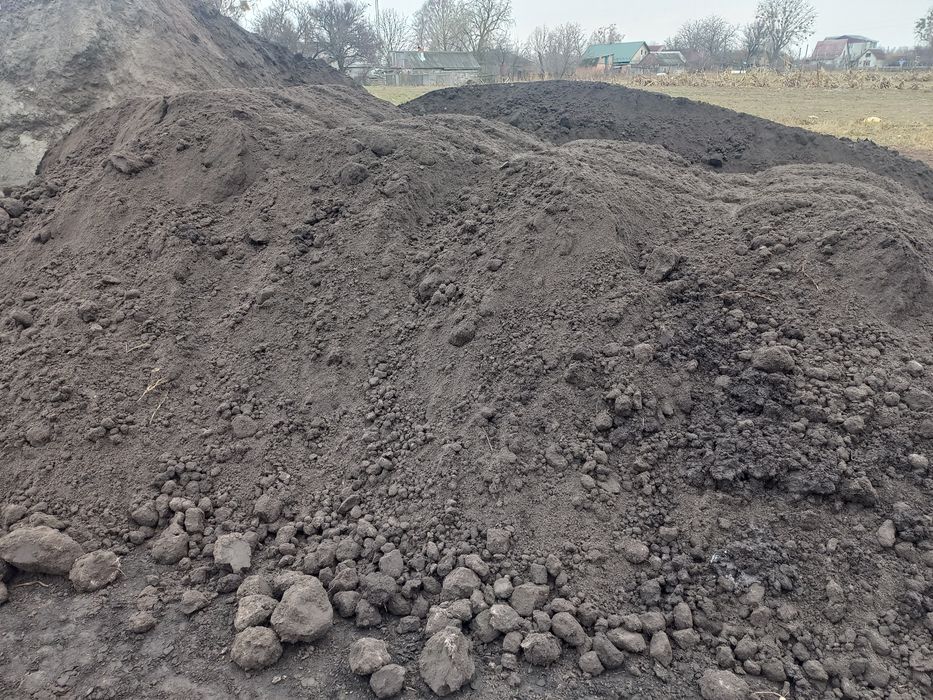 Чорнозем пісок щебінь