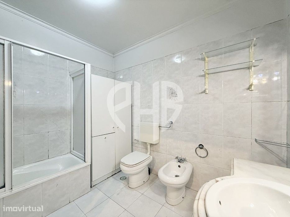 Apartamento T2 // Tapada das Mercês