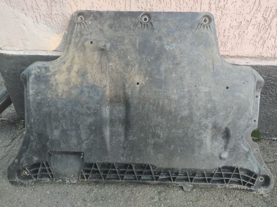 Оригінальний захист мотора Шкода Карок . Захист двигуна Skoda karog