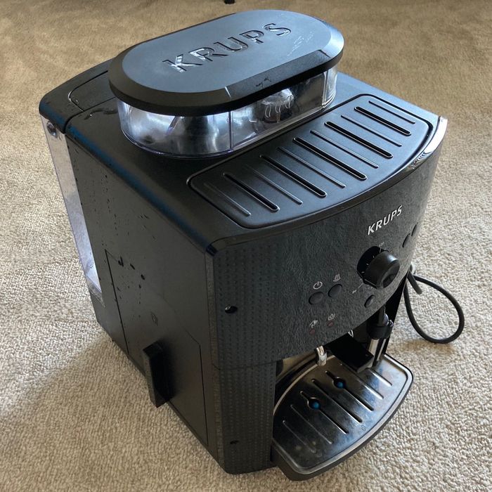 Máquina de Café KRUPS Ea810870