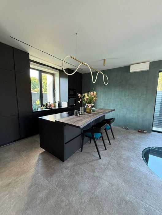 Стильный дом на Фонтане с архитектурным характером и особой атмосферой