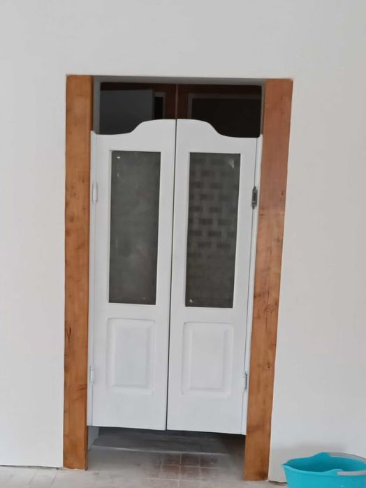 portas de salão café oscilantes