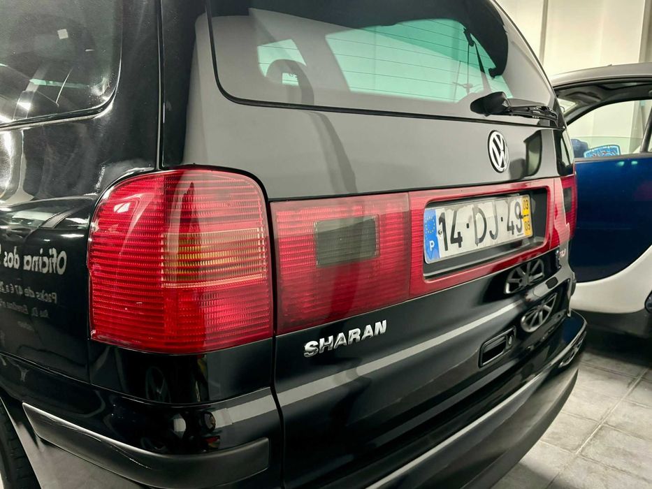 VOLKSWAGEN SHARAN