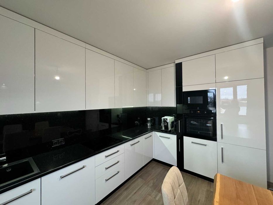 Продається будинок в Сутисках